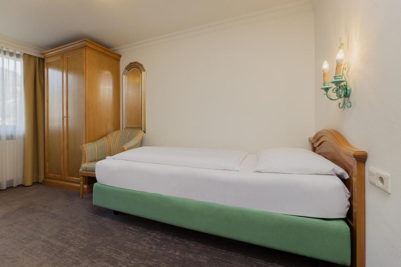 Hotel Tauernhof Kaprun Extérieur photo